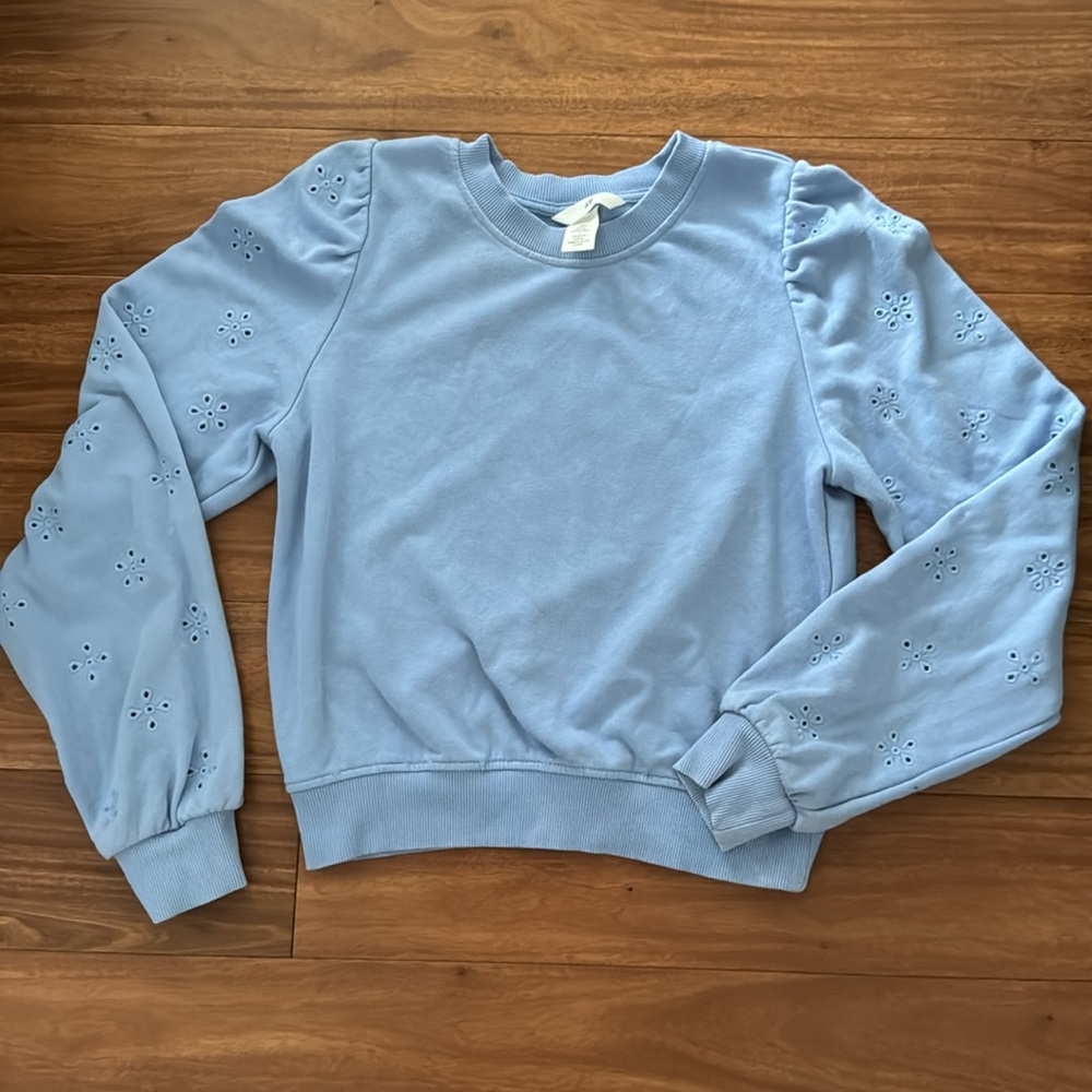 H&M Sweater - Picture 2 of 7